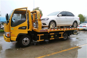 柯城附近拖车救援24小时服务热线