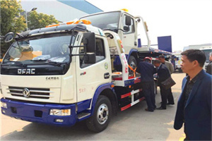 柯城汽车道路救援拖车价格